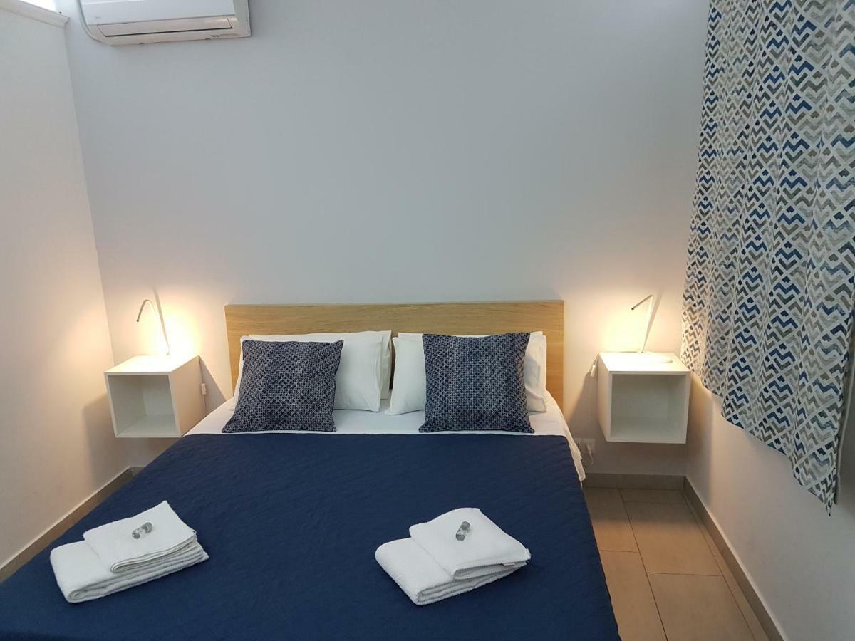 GiglioApartment Etna Mare Aci Castello Esterno foto
